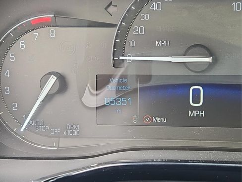 Used 2018 Cadillac XT5 Luxury w/ Driver Awareness Package AWD/4WD image 15