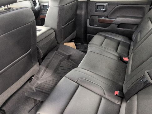 Used 2019 GMC Sierra 2500 SLE w/ SLE Preferred Package AWD/4WD image 21