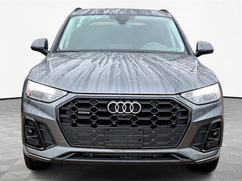 Used 2022 Audi Q5 2.0T Premium Plus w/ Premium Plus Package image 3