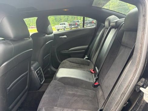 Used 2016 Dodge Charger R/T RWD image 14