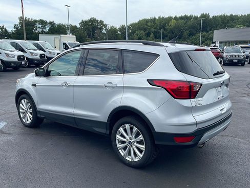 Used 2019 Ford Escape SEL FWD image 3