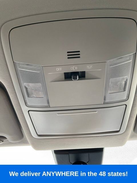 Used 2017 Toyota RAV4 LE FWD image 35