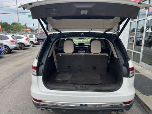 Used 2020 Lincoln Aviator Reserve w/ Elements Package Plus RWD image 7