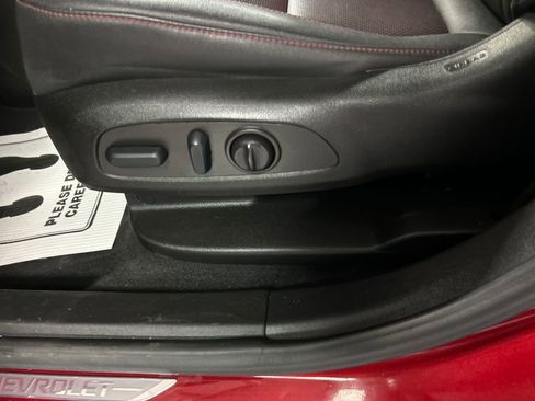 Used 2022 Chevrolet Blazer RS image 12