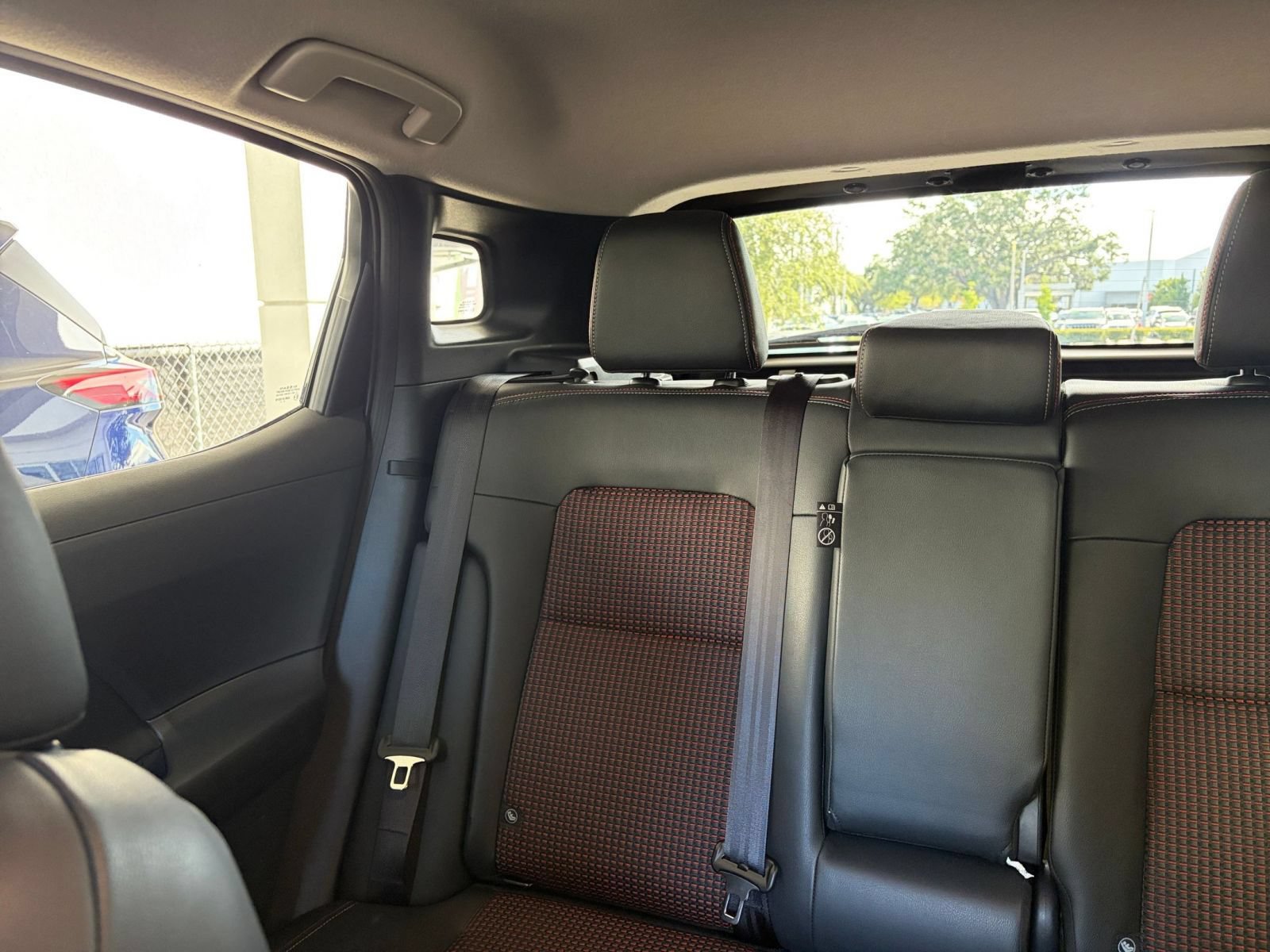 Used 2026 Nissan Kicks SR FWD image 38