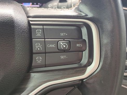 Used 2023 Jeep Wagoneer Series III w/ Preferred Equipment Group image 20