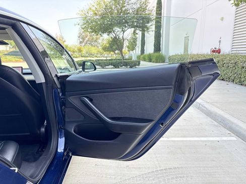 Used 2019 Tesla Model 3 Long Range AWD/4WD image 13