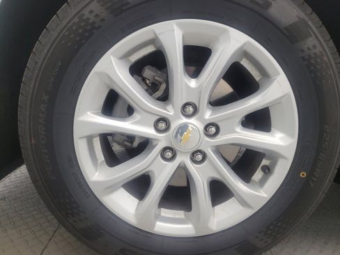 Used 2019 Chevrolet Equinox LT w/ Driver Convenience Package AWD/4WD image 31