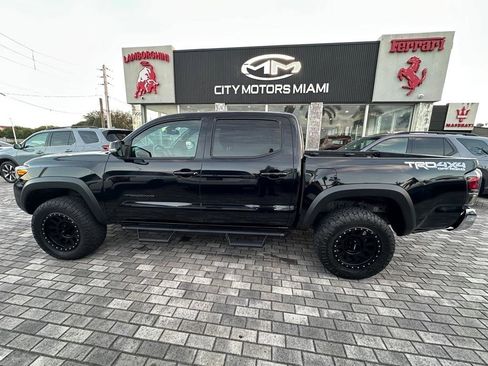 Used 2021 Toyota Tacoma TRD Off-Road AWD/4WD image 4