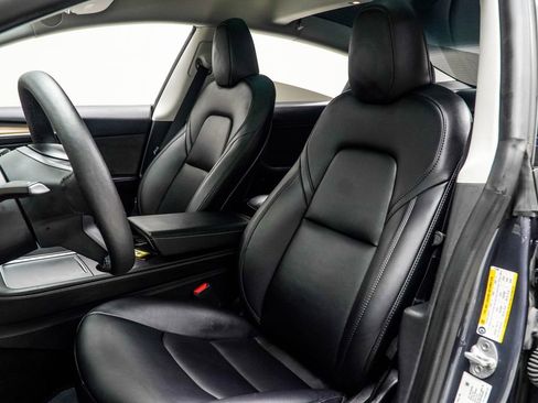 Used 2023 Tesla Model 3 Performance image 26