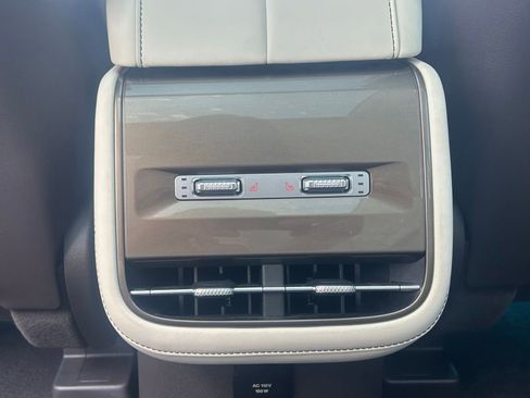Used 2024 Lincoln Nautilus Black Label AWD/4WD image 27