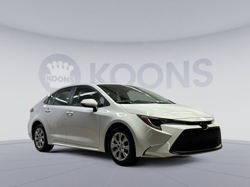 Used 2024 Toyota Corolla LE image 14