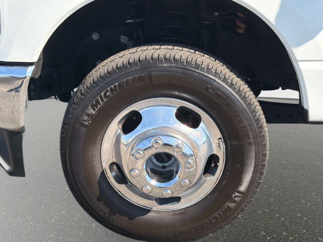 Used 2025 Ford F350 XL AWD/4WD image 10