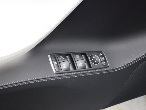 Used 2020 Tesla Model S AWD image 61