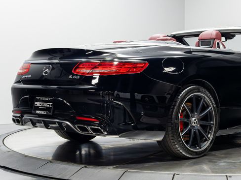 Used 2017 Mercedes-Benz S 63 AMG 4MATIC Cabriolet image 17