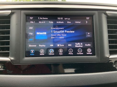 Used 2018 Chrysler Pacifica Touring Plus FWD image 40