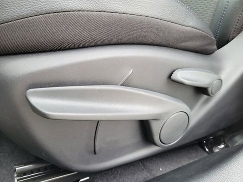 New 2026 Jeep Compass Latitude image 21