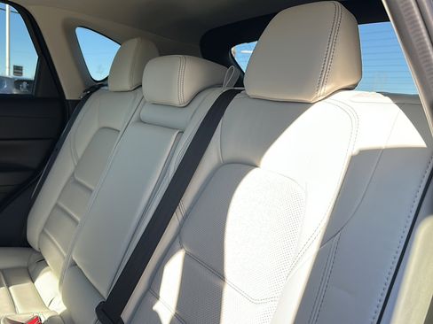 New 2025 MAZDA CX-5 AWD 2.5 S w/ Preferred Package image 16