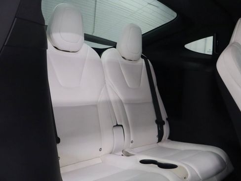 Used 2018 Tesla Model X 100D image 17