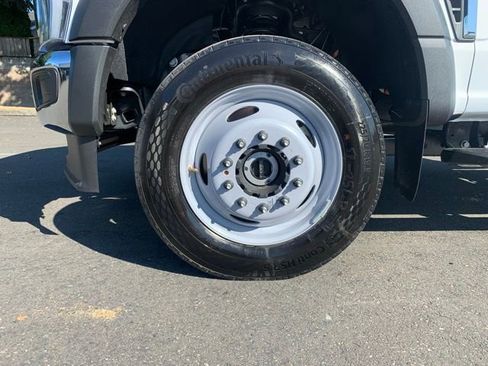 New 2026 Ford F450 XL w/ XL Chrome Package image 9
