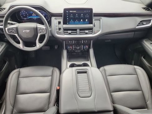 Used 2023 Chevrolet Tahoe Z71 w/ Z71 Off-Road Package AWD/4WD image 20