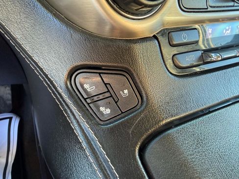 Used 2017 GMC Yukon Denali w/ Open Road Package image 29