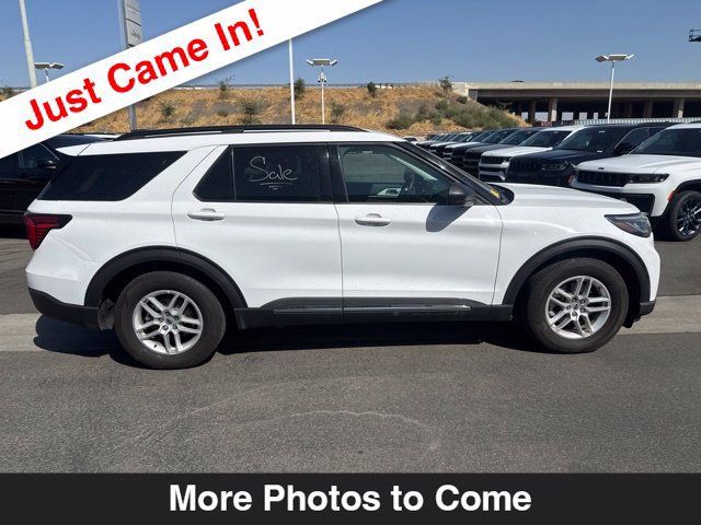 Used 2025 Ford Explorer Active RWD image 7