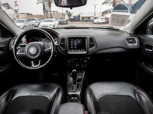 Used 2019 Jeep Compass Trailhawk image 20