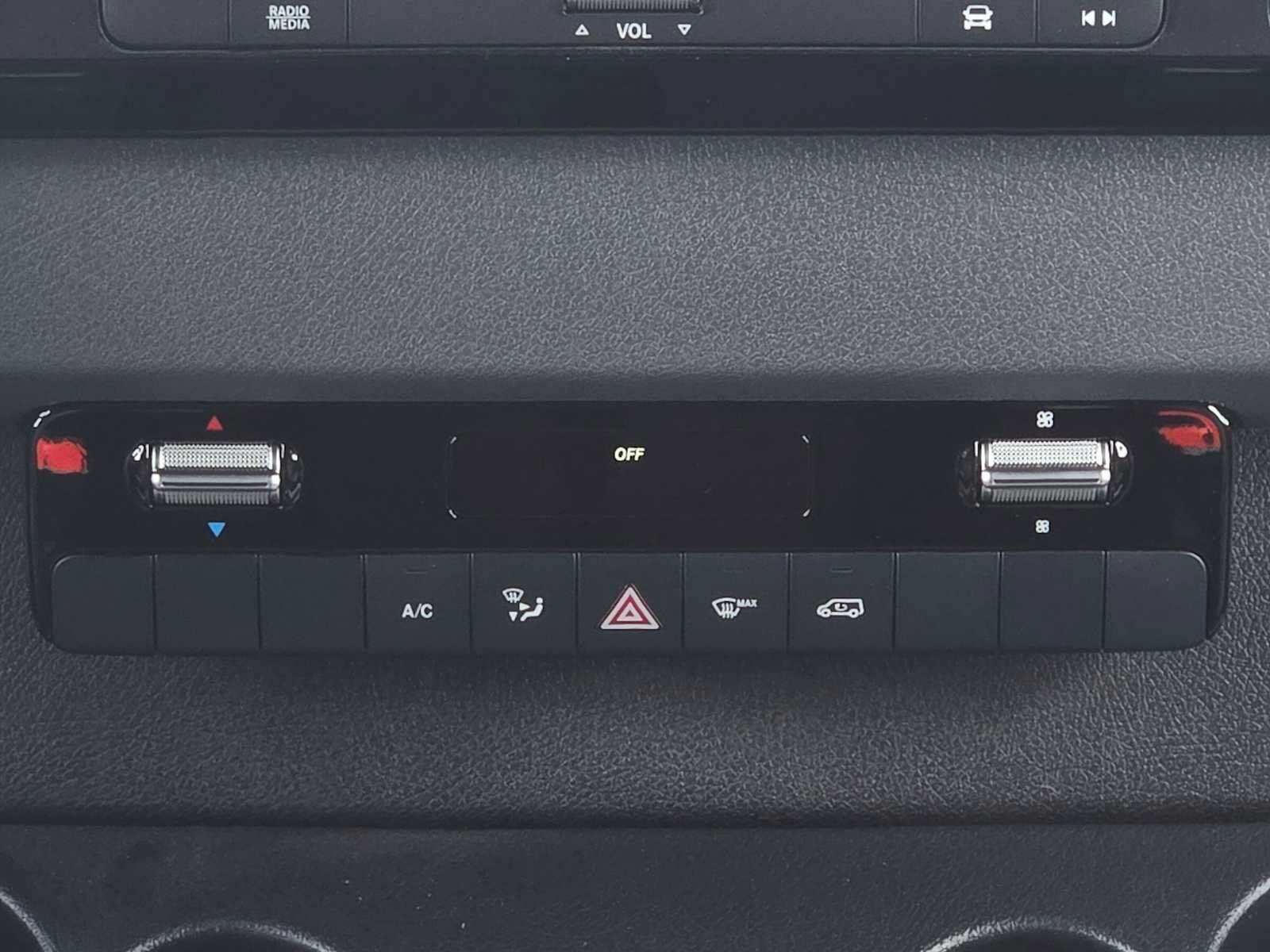 Used 2026 Mercedes-Benz Sprinter 2500 image 29
