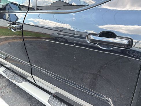 Used 2023 Toyota Tundra Platinum AWD/4WD image 11