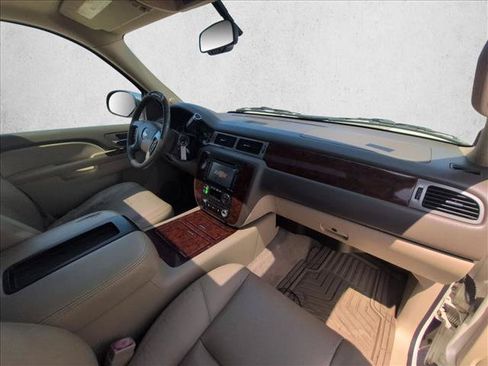 Used 2013 Chevrolet Tahoe LTZ AWD/4WD image 20