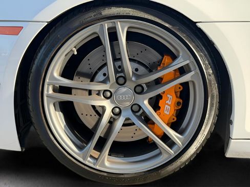 Used 2011 Audi R8 V10 AWD/4WD image 19