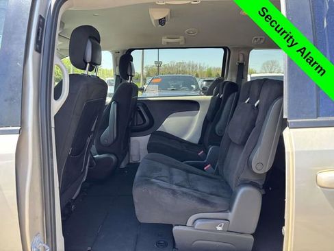 Used 2016 Dodge Grand Caravan SXT w/ Rear Park Assist Package FWD image 23