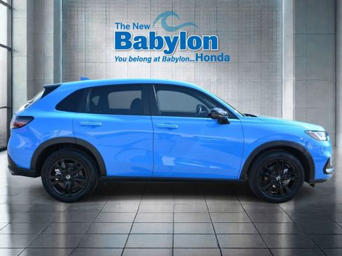 Used 2026 Honda HR-V Sport image 4
