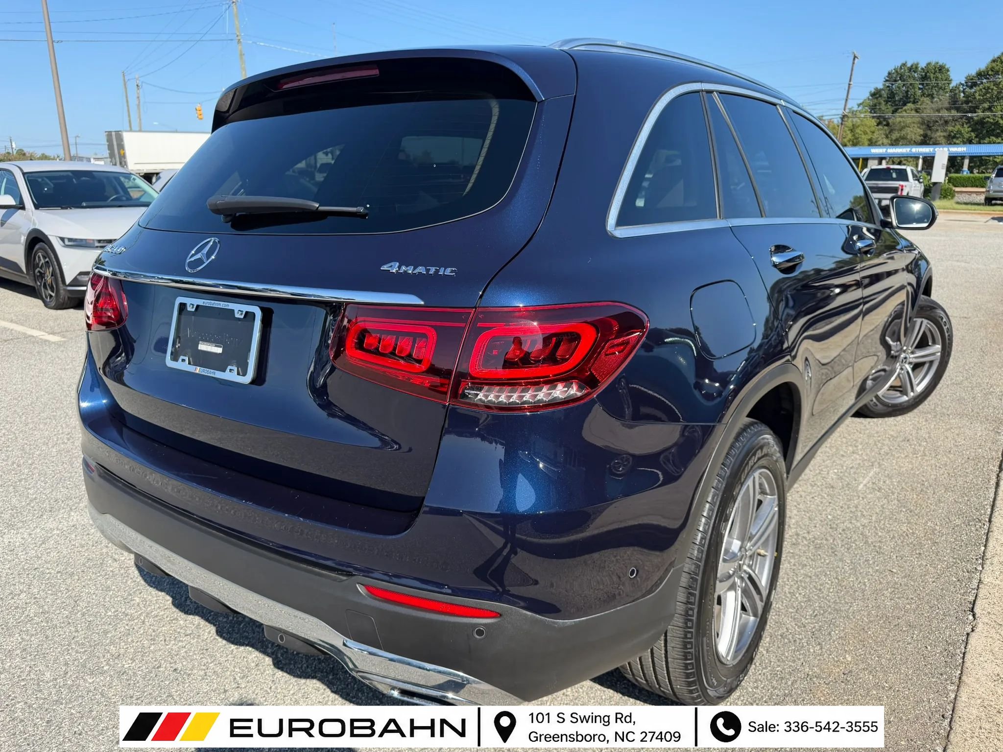 Used 2021 Mercedes-Benz GLC 300 4MATIC image 5