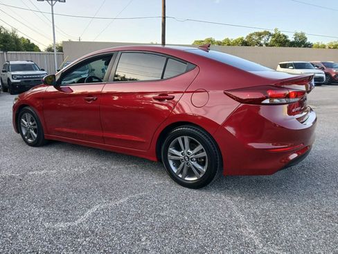 Used 2018 Hyundai Elantra SEL FWD image 7