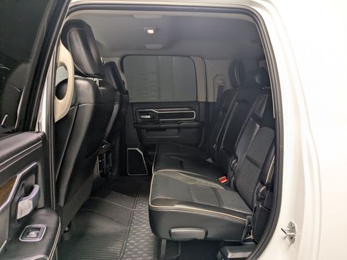 Used 2024 RAM 2500 Laramie AWD/4WD image 21