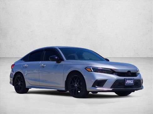Used 2024 Honda Civic Sport image 3