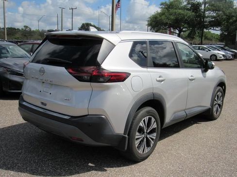 Certified 2023 Nissan Rogue SV w/ SV Premium B Package FWD image 3