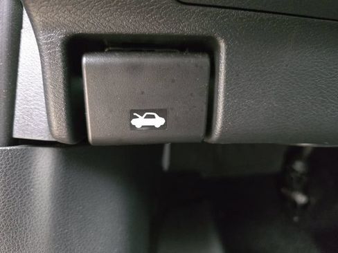 Used 2026 Nissan Kicks SV FWD image 34