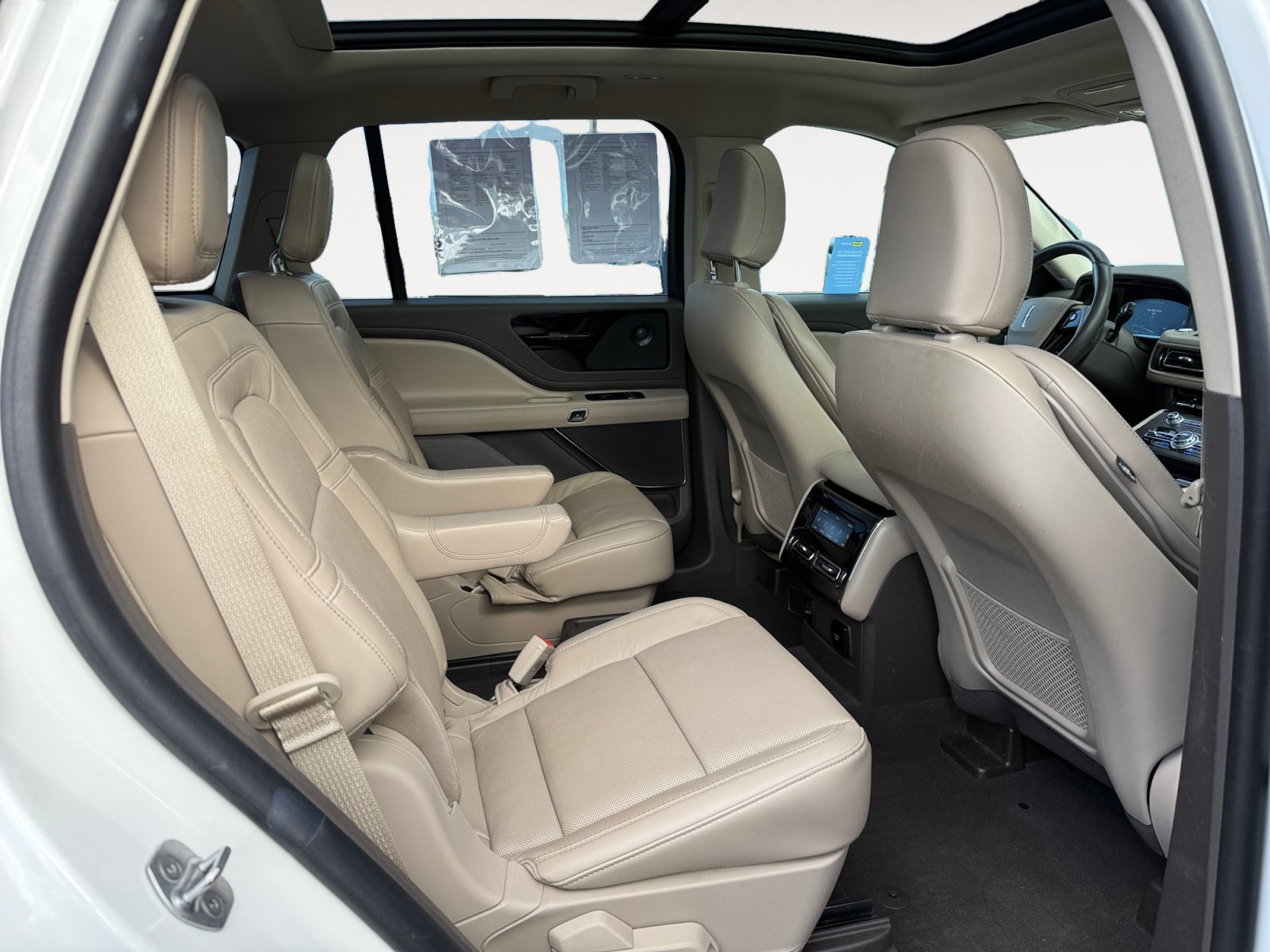 Used 2022 Lincoln Aviator Reserve w/ Elements Package Plus RWD image 18