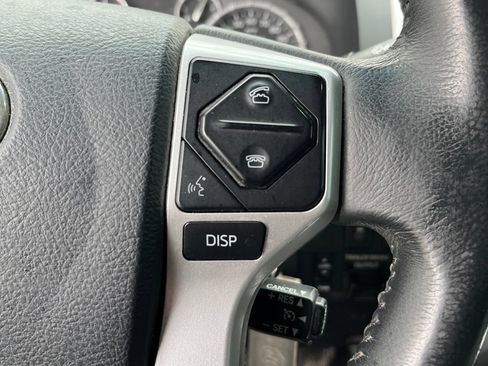 Used 2017 Toyota Tundra Limited AWD/4WD image 21