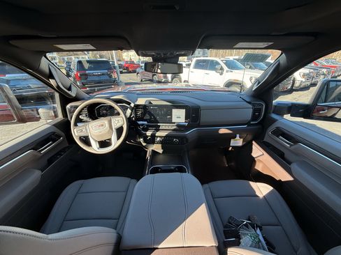 New 2026 GMC Sierra 2500 SLT w/ SLT Premium Package image 9
