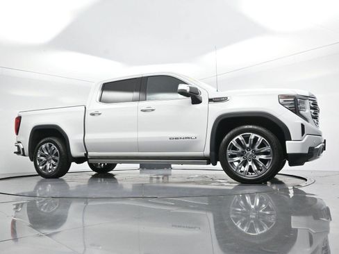 Used 2023 GMC Sierra 1500 Denali w/ Denali Reserve Package AWD/4WD image 48