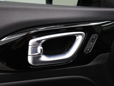 Used 2023 Jeep Compass Trailhawk w/ Trailhawk Elite Group image 41