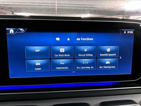 Certified 2025 Mercedes-Benz GLS 450 4MATIC image 24
