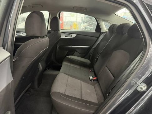 Used 2023 Kia Forte LX FWD image 8