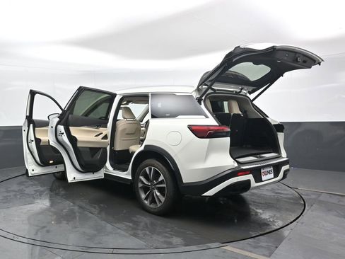 Used 2023 INFINITI QX60 Luxe image 52