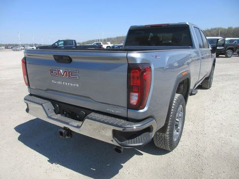 New 2026 GMC Sierra 3500 SLE w/ SLE Value Package AWD/4WD image 4