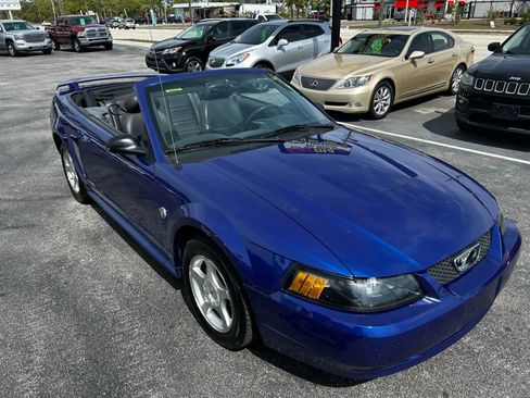 Used 2004 Ford Mustang Deluxe Convertible image 8